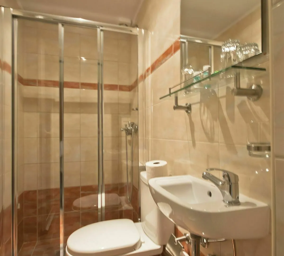 Mirabello Hotel Heraklion  2*, Heraklion (Crete) Greece